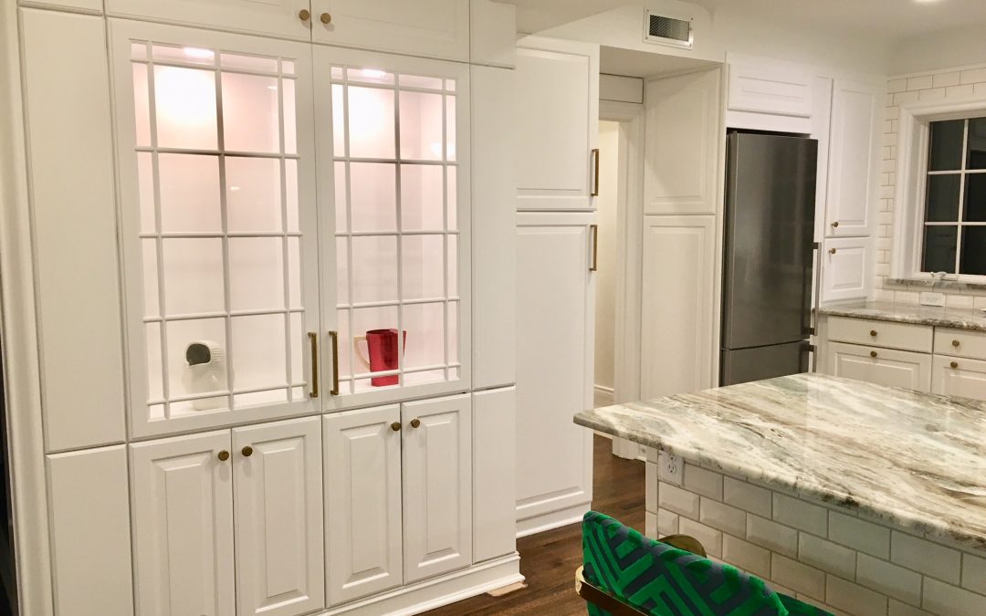 What is the Difference Between Cabinet Refacing and Refinishing?